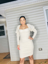 Load image into Gallery viewer, PUFFY MIDI DRESS-NUDE
