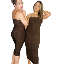 Load image into Gallery viewer, AIRALIS MIDI DRESS- BROWN
